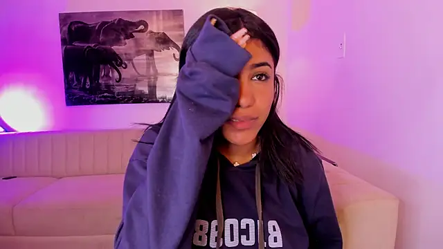 emmyheart7 online show from March 1, 3:39 am