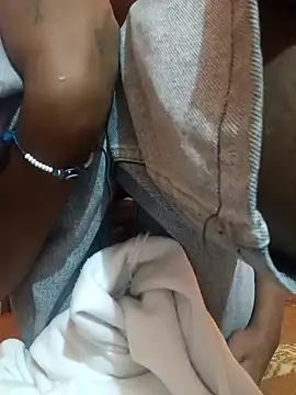 SAKSHI JAIN0 online show from December 21, 11:36 am