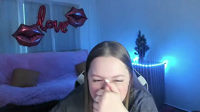 GirlPlayer online show from March 20, 12:15 am