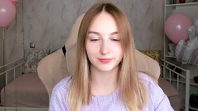 Shy Polly online show from April 7, 12:01 am