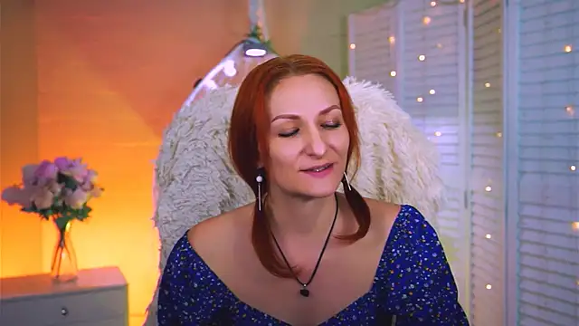 DianaTorrens online show from February 3, 8:19 am