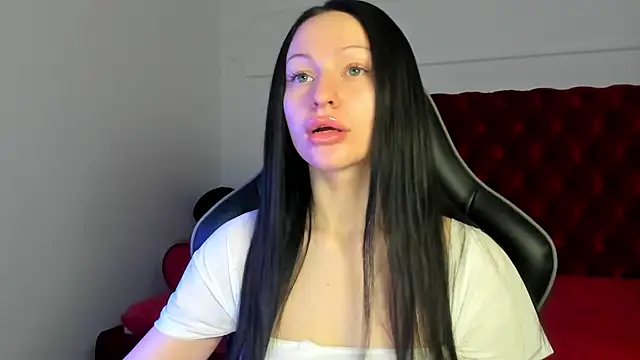 NaomiBlakes online show from February 12, 5:31 am