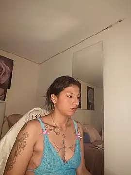 SamathaMay online show from April 12, 9:06 pm