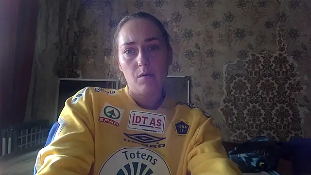 Vassila69 online show from December 15, 10:20 am