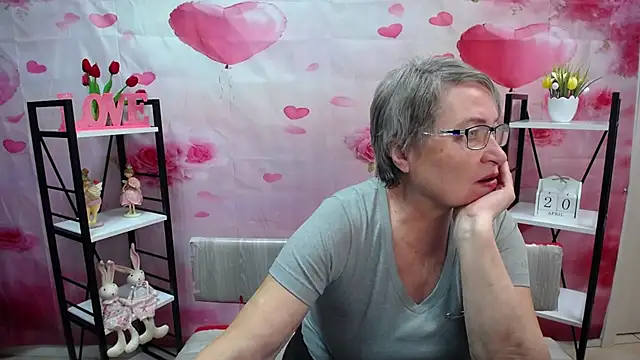 OlgaLuck online show from April 20, 5:21 am