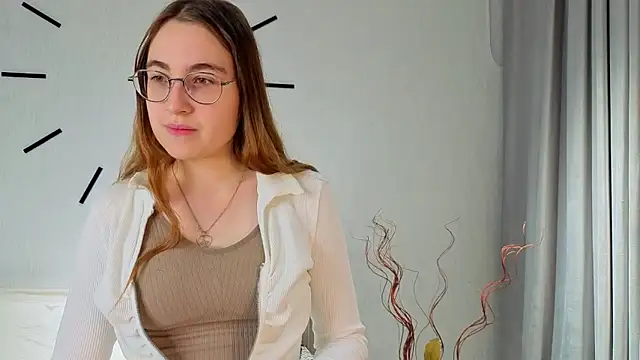 DebbraBickler online show from December 1, 6:21 pm