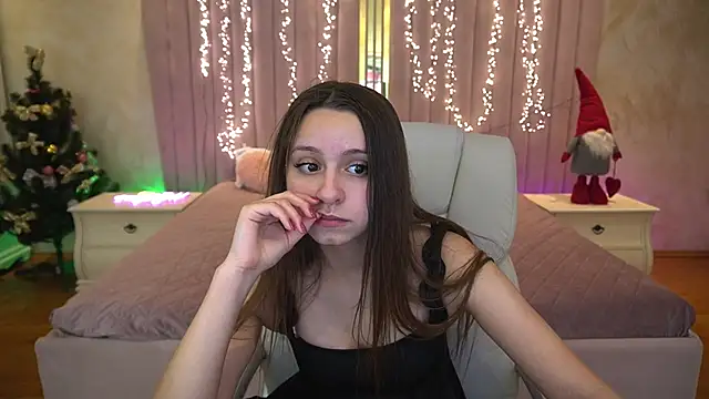 TinyNatalie online show from January 11, 11:43 pm