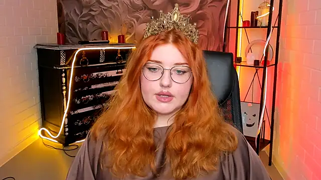 StaceyJensen online show from February 28, 2:27 pm