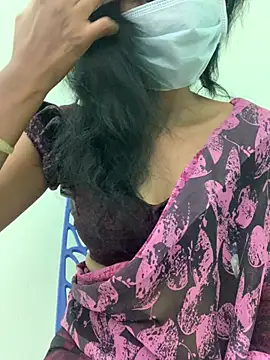 honeygirl6996 online show from April 24, 6:38 am