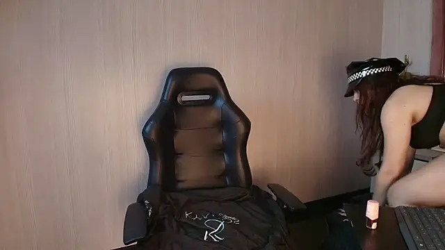 DAKOTA SAKURA online show from March 12, 1:58 pm