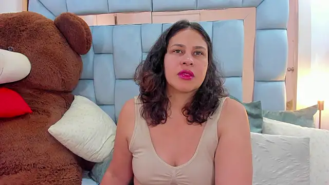 lissaharris online show from March 6, 5:02 am