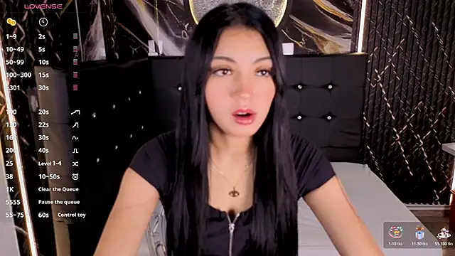  ArianaToro online show from January 19, 1:18 pm