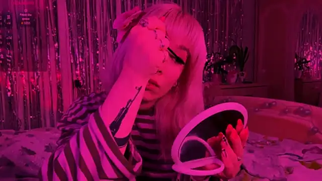 LolaDollyMur online show from January 9, 7:18 pm