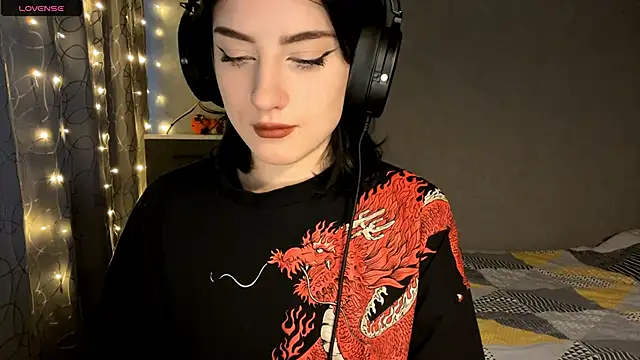 Meowluly online show from January 18, 11:01 pm