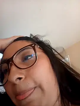 Bizcochitoc4 online show from November 25, 9:04 pm