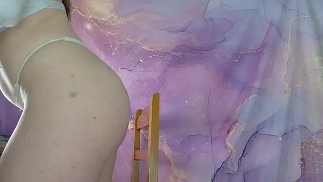 FacelessSiren online show from January 9, 6:40 am