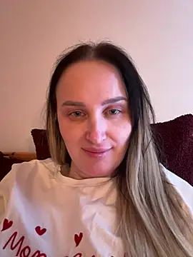 TomilaSi online show from February 10, 11:52 pm