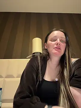 TomilaSi online show from April 7, 6:43 pm