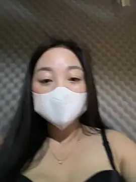 lana-kan online show from July 9, 2:52 pm