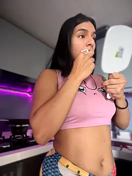 SaraAndrade  online show from April 8, 4:09 pm