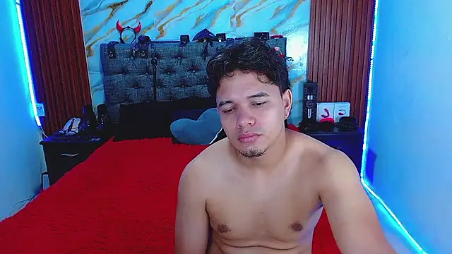 Meryandcris online show from March 29, 6:56 am