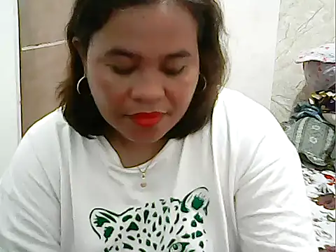 cutechubby online show from December 19, 1:54 am