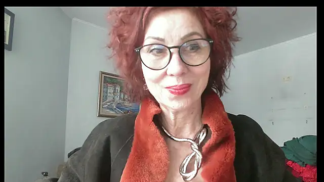 Kelly Flurr online show from February 12, 10:28 am