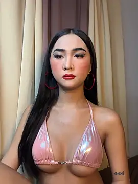 Diannellove online show from June 12, 4:15 pm