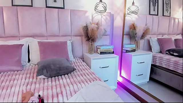 Catalina  Rosse online show from January 16, 8:49 pm