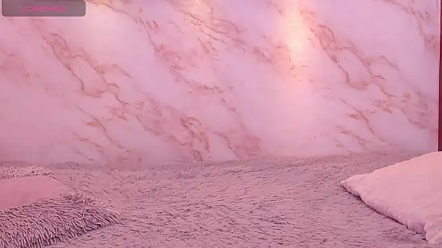 Dakota ferreti  online show from April 8, 3:36 pm