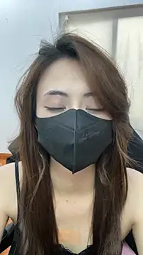 Lunamoon68 online show from April 5, 9:52 am