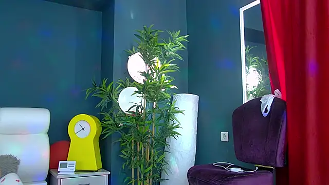 Cougar Milff online show from April 5, 2:38 pm