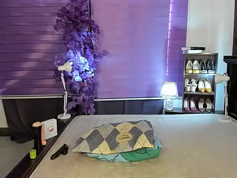 sylvannia cumslut online show from December 5, 6:02 am