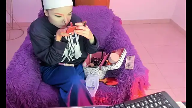 Honney 19 online show from January 7, 11:02 am