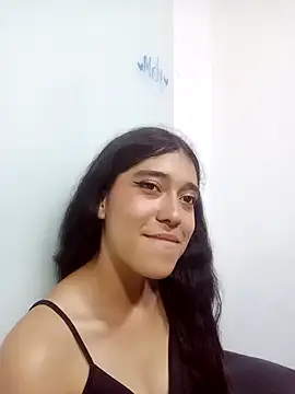 Luna delvalle online show from November 30, 6:06 am