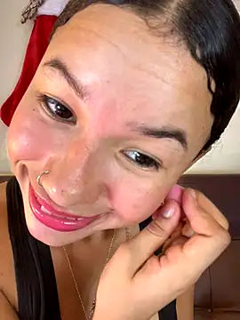 ZoeyFierce online show from December 18, 2:00 pm