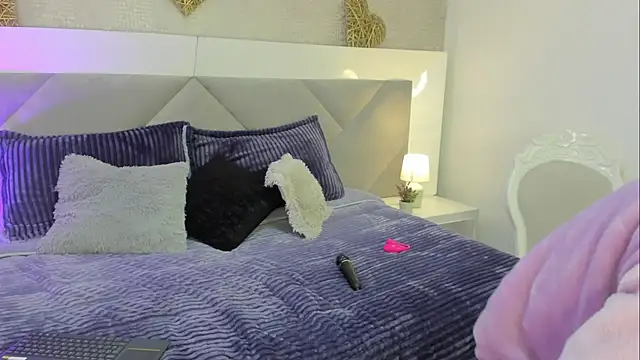 Valery jame online show from April 19, 6:54 pm