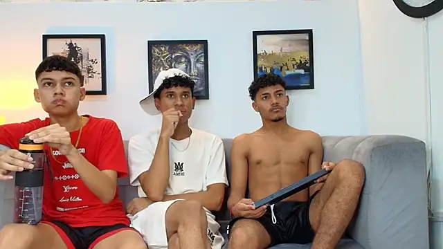 COUPLES BOYS online show from March 3, 1:33 am