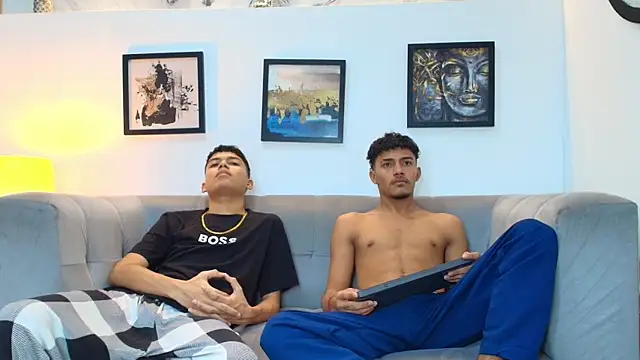 COUPLES BOYS online show from March 4, 1:34 am