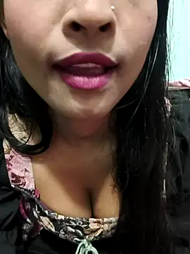 Zoyaa-Zubair online show from January 6, 7:06 pm