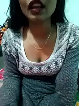 Zoyaa-Zubair online show from February 8, 7:28 pm