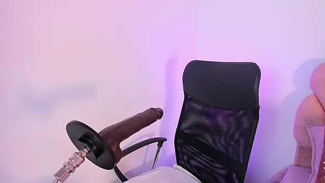 Paula Teen  online show from January 12, 1:05 pm