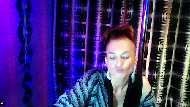 Soniakiss online show from February 3, 3:17 pm