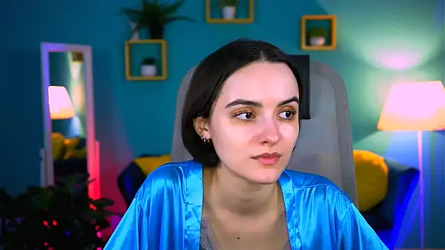 KateWillows online show from February 15, 4:48 am