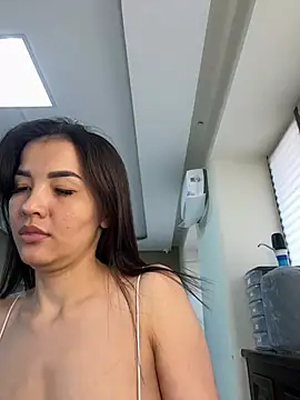 cordeliawow online show from March 22, 5:35 am