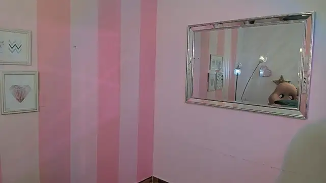 Amaia Monroe online show from March 26, 8:05 am