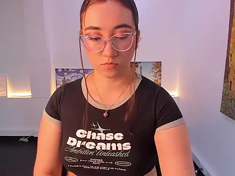 SwettieSammy online show from December 19, 1:14 pm