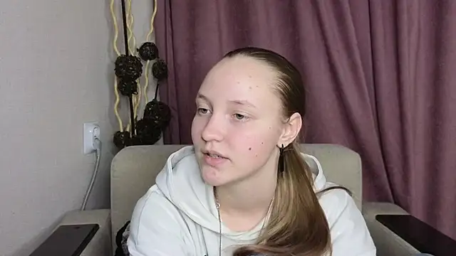 BibiStapler online show from January 14, 8:14 pm