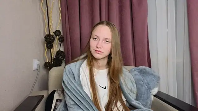 BibiStapler online show from December 16, 8:15 pm