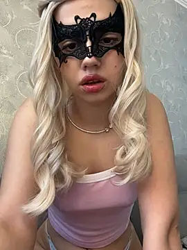 s4rah online show from March 3, 12:33 pm